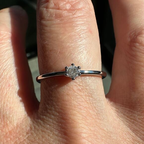 NEW Dainty Stack Ring w/ Round Crystal CZ Stone in Plated White Gold Size 8.125 - Picture 8 of 9